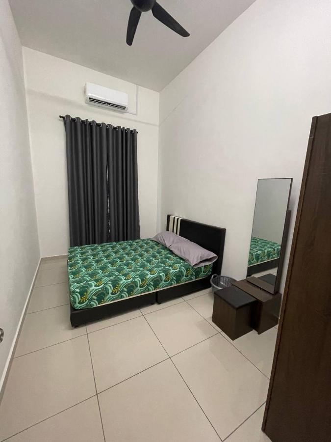 Bungalow Homestay Jasin Perdana Extérieur photo
